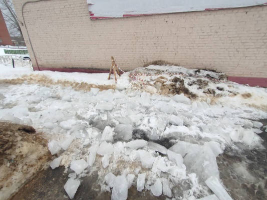 Крыша и лед - 2.jpg